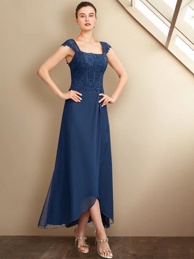Zweiteiliges A-Linien-Kleid für die Mutter der Braut, Kirche, Übergröße, elegant, hoch und tief, quadratischer Ausschnitt, asymmetrisch, knielang, Chiffon, Spitze, kurze Ärmel, Wickelkleid inklusive Applikationen